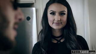 ���ີ Ibarra ແມ່ນທະນາຍຄວາມວ່າຕ້ອງຕົ້ນສະບັບ