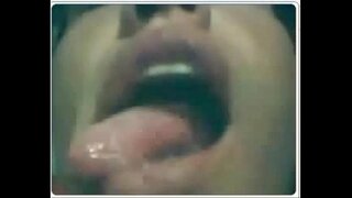 Kaiako Daniela Ignacio whawhati toku teen topanga ki te vibrator