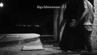 Totoro. Hotwife safada namorando na rua com o amigo well oro&#039;a